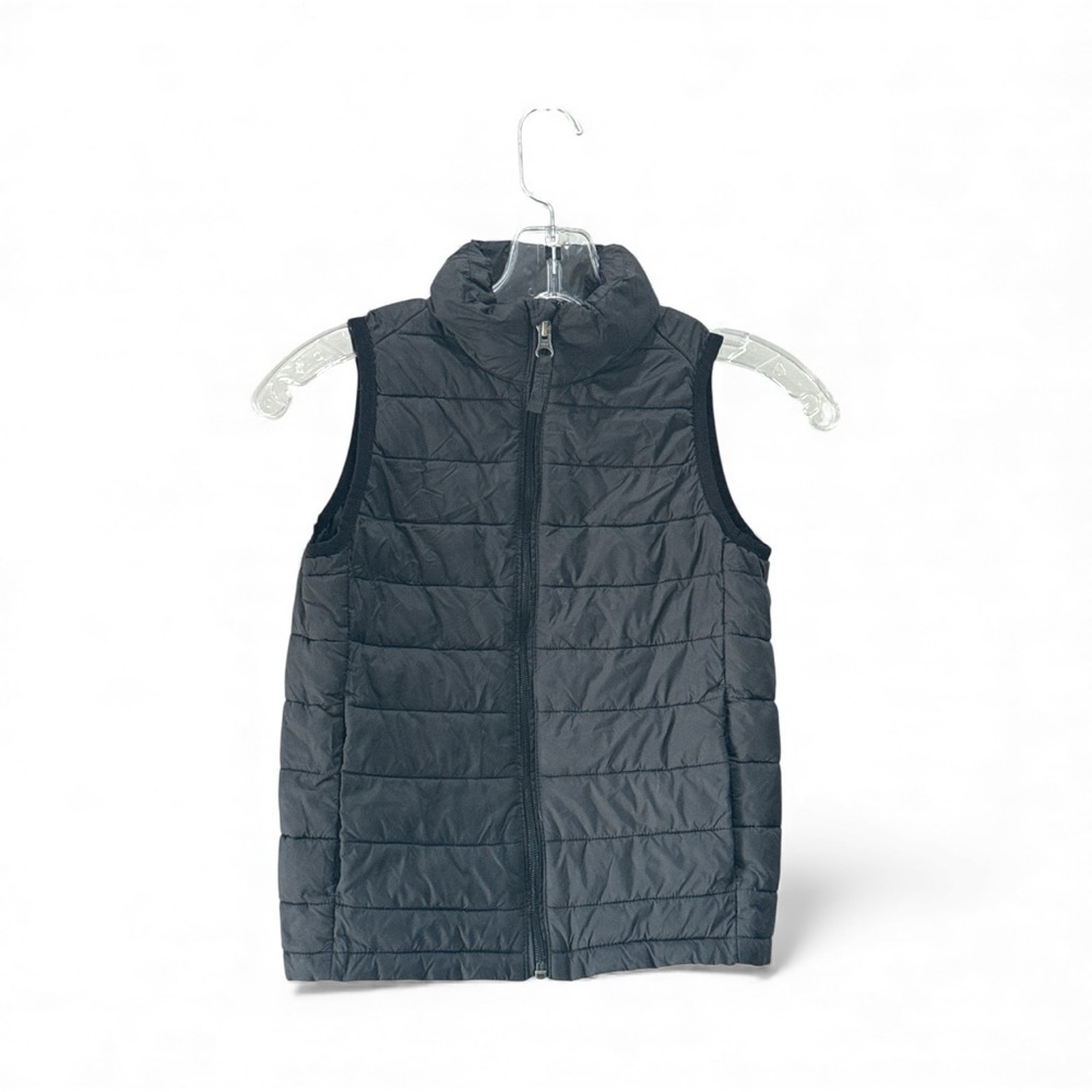 Amazon Essentials Quilted Black Vest